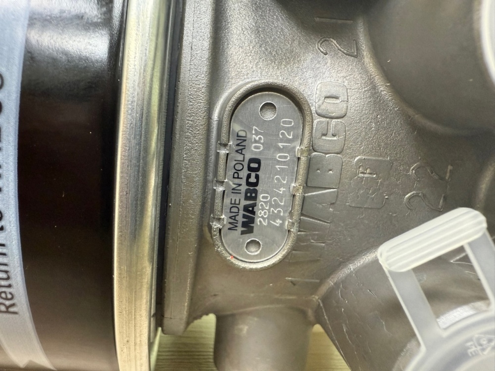 Осушитель воздуха в сборе КамАЗ 5490 (Оригинал ) / WABCO 4324210120