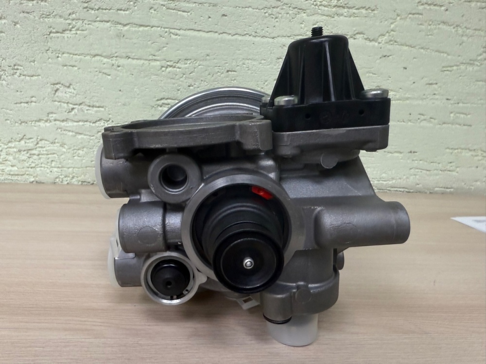 Осушитель воздуха в сборе КамАЗ 5490 (Оригинал ) / WABCO 4324210120