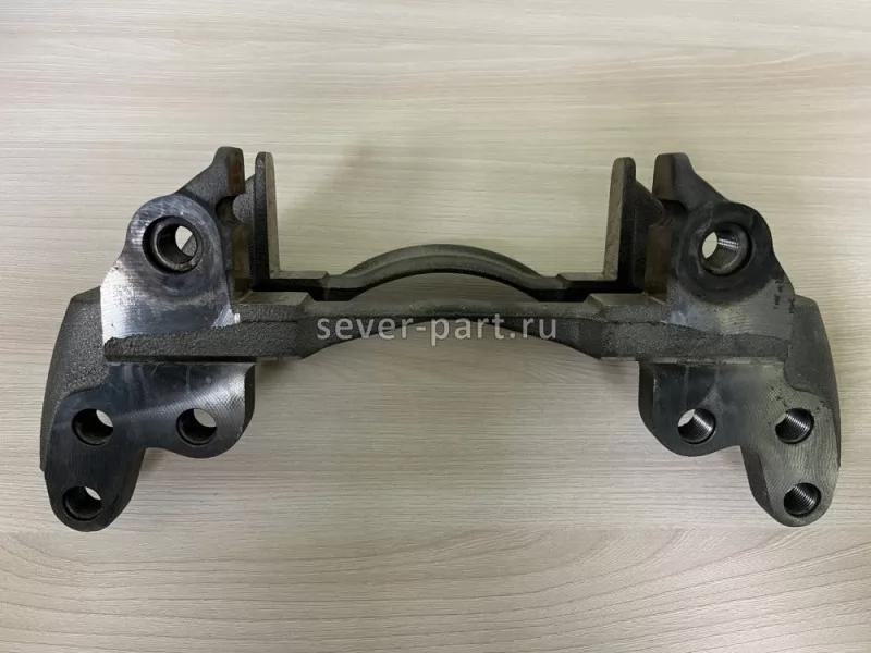 Скоба дискового тормоза (суппорта) ГАЗ-33104 "Валдай" / Knorr-Bremse К001927